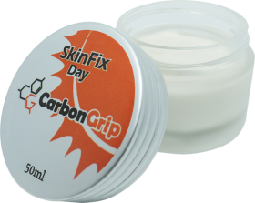 Carbon Grip SkinFix – משחת יום טיפולית